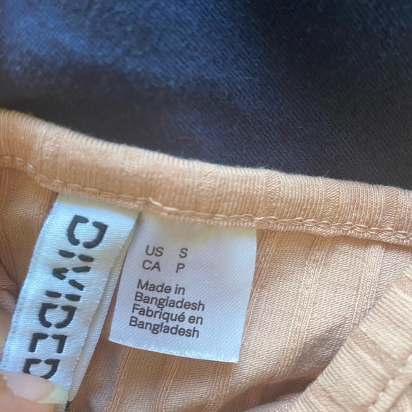Pink h&m tank top - Picture 3 of 3